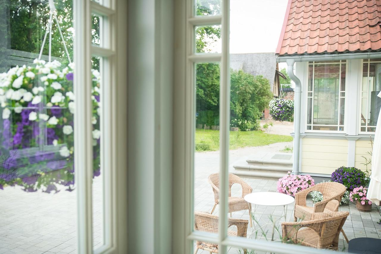 Botique&SPA Hotel Berkenes Manor Ziedkalne Extérieur photo
