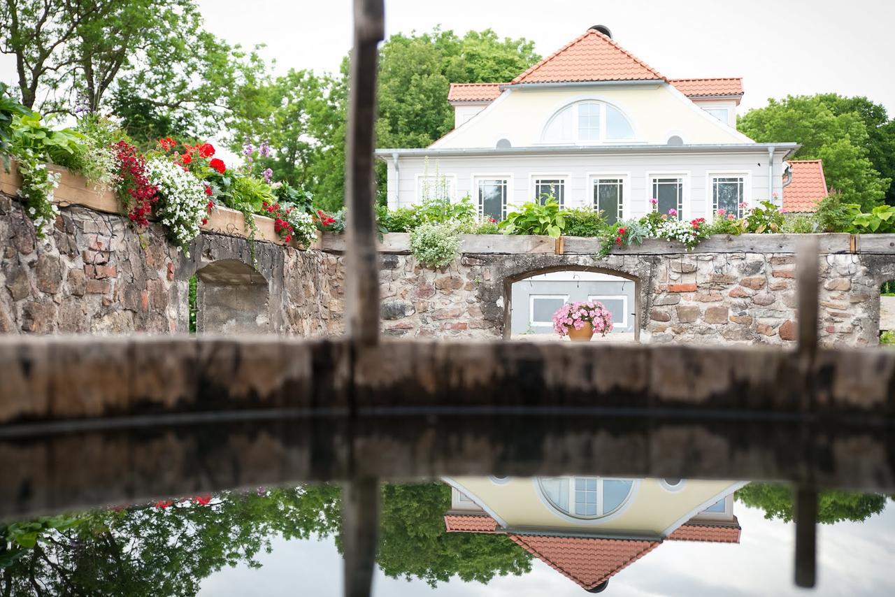 Botique&SPA Hotel Berkenes Manor Ziedkalne Extérieur photo