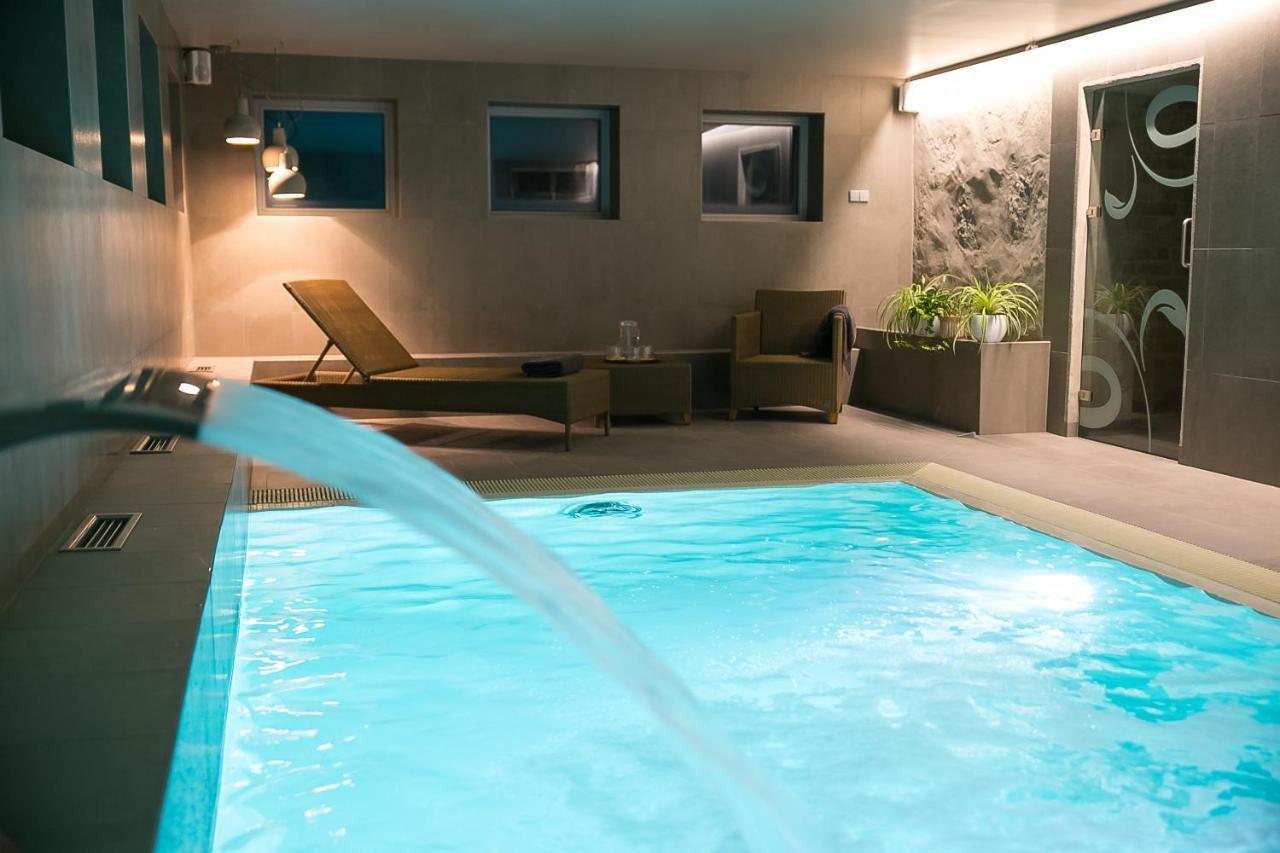 Botique&SPA Hotel Berkenes Manor Ziedkalne Extérieur photo